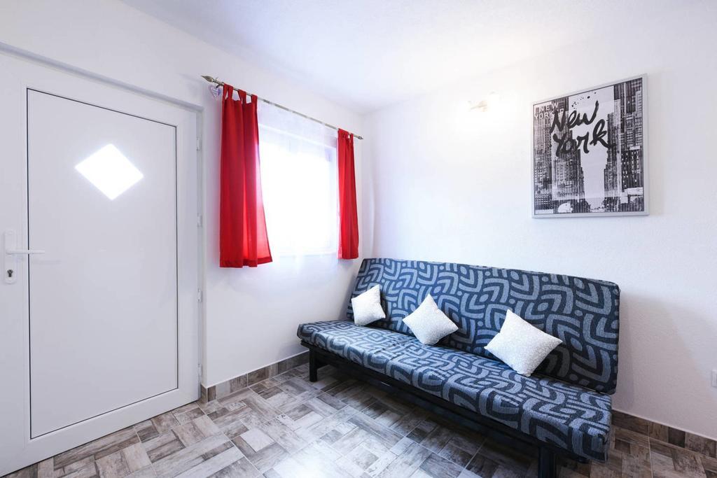 Apartments Sea Star Ivana Marina Εξωτερικό φωτογραφία
