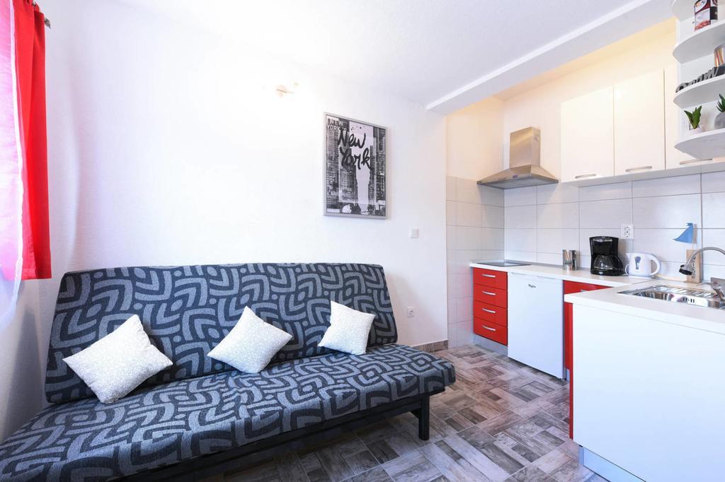 Apartments Sea Star Ivana Marina Εξωτερικό φωτογραφία