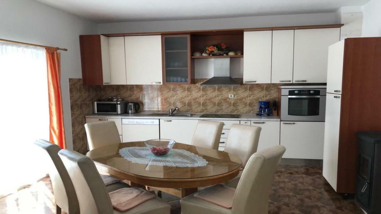 Apartments Sea Star Ivana Marina Εξωτερικό φωτογραφία